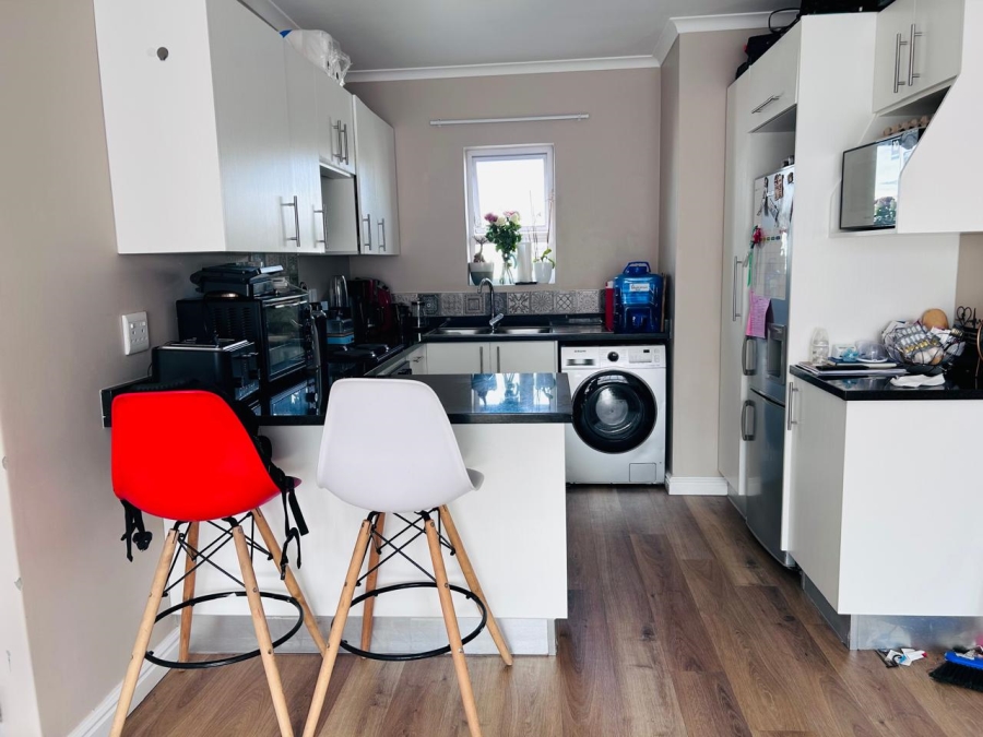 To Let 2 Bedroom Property for Rent in Newton Park Eastern Cape